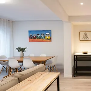 Close To The & Parking Apartamento